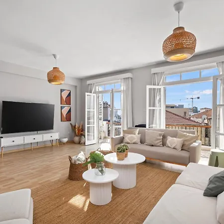 St Lazar Penthouse * Lárnaca